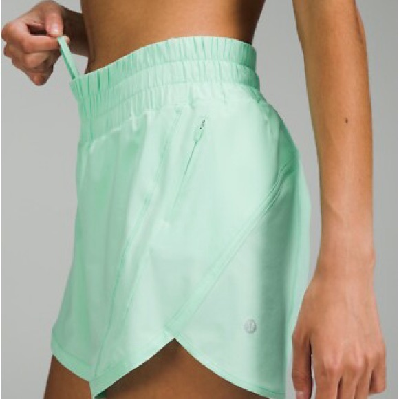 Lululemon Athletica Tracker Short (Seafoam) - Picture 1 of 6